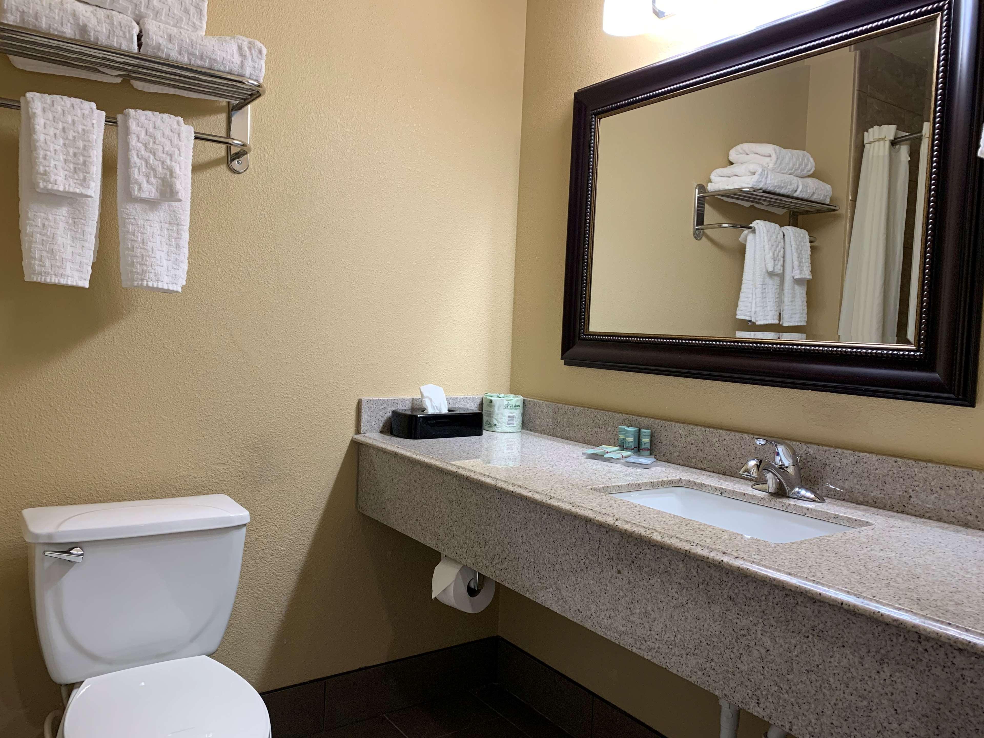 Comfort Inn Saint Paul East Oakdale Esterno foto